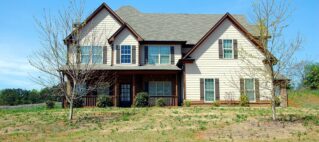 Roof Maintenance Tips for a Stronger Home